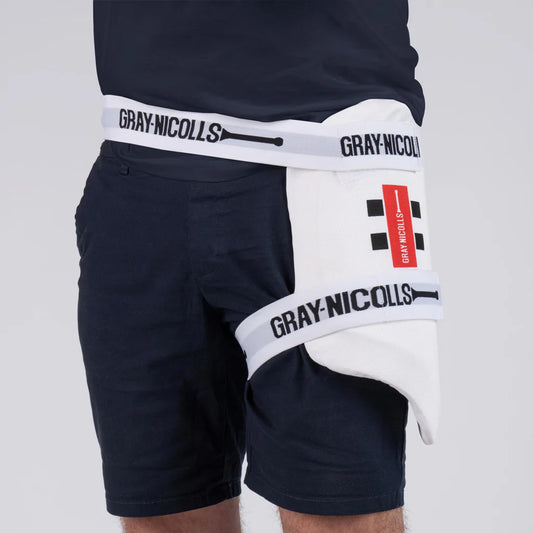 CLUB COLLECTION THIGH PAD